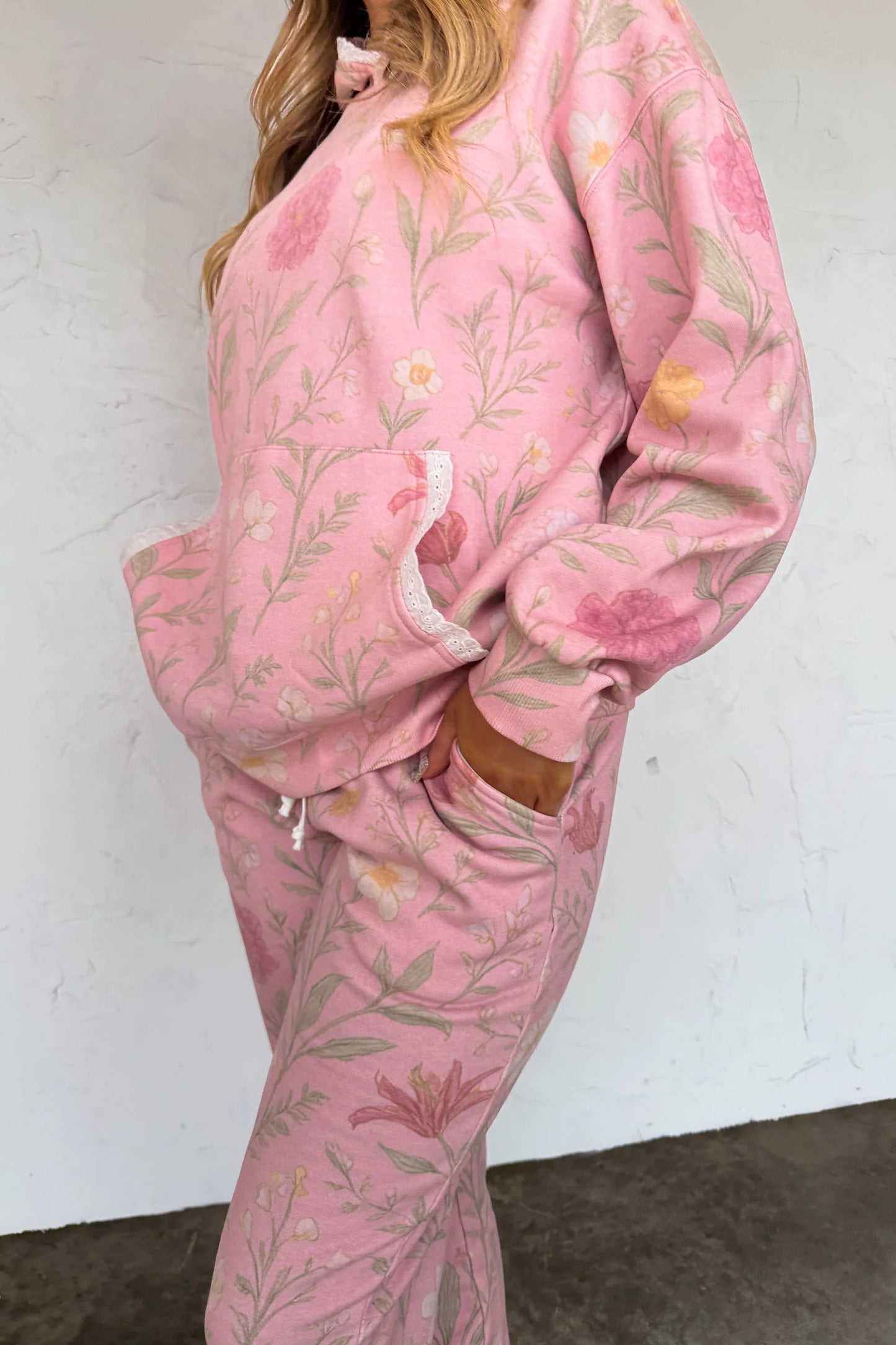 FLORAL JOGGERS