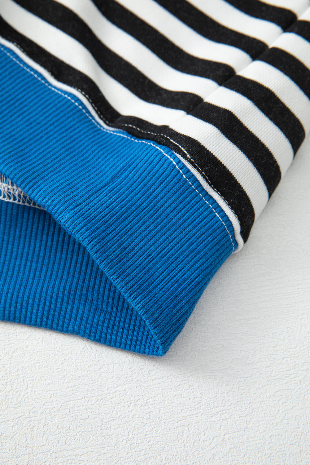 White Striped Contrast Trim Drop Shoulder Sweatshirt