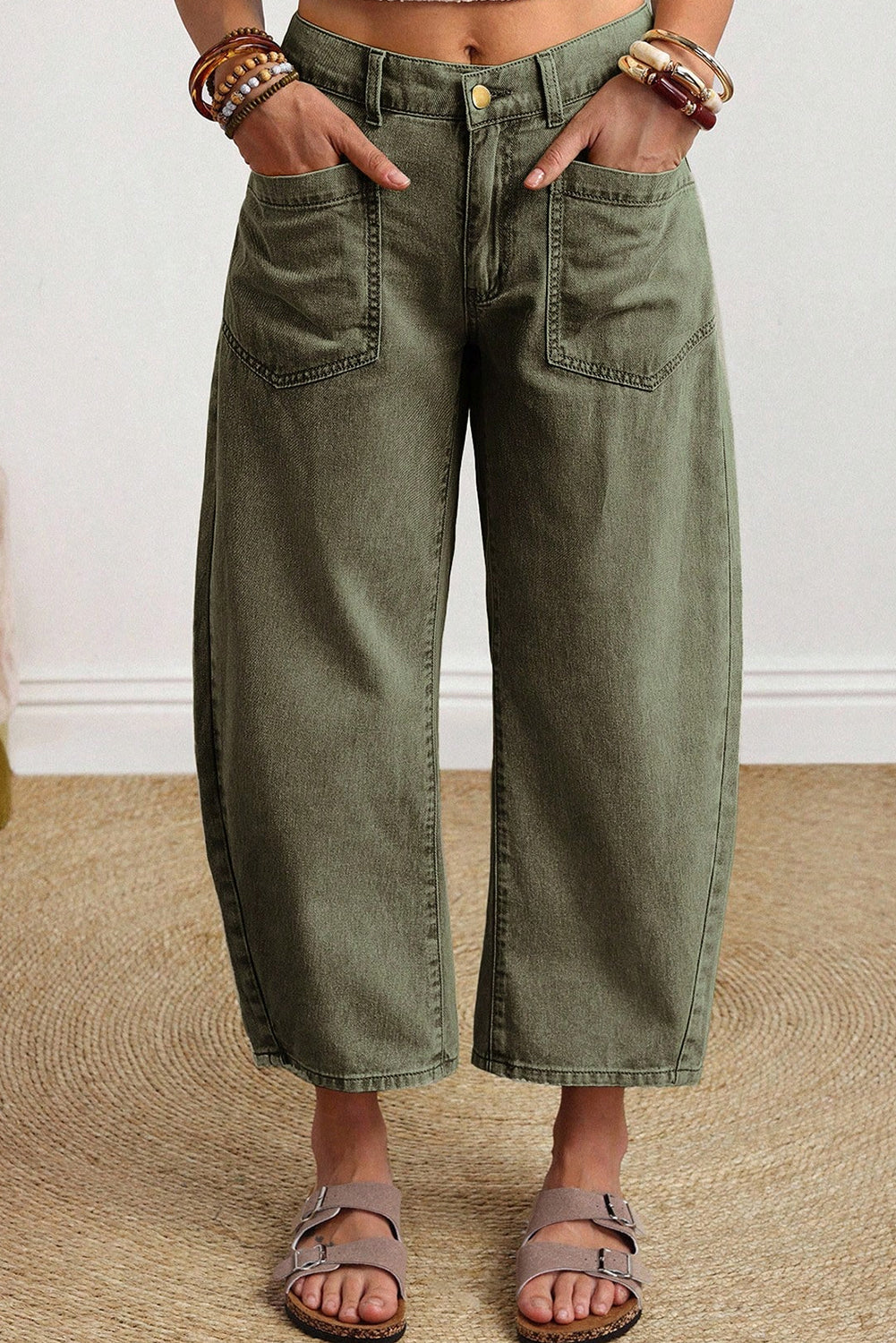 Beau Blue Solid Color Square Patch Pocket Ankle-length Barrel Jeans