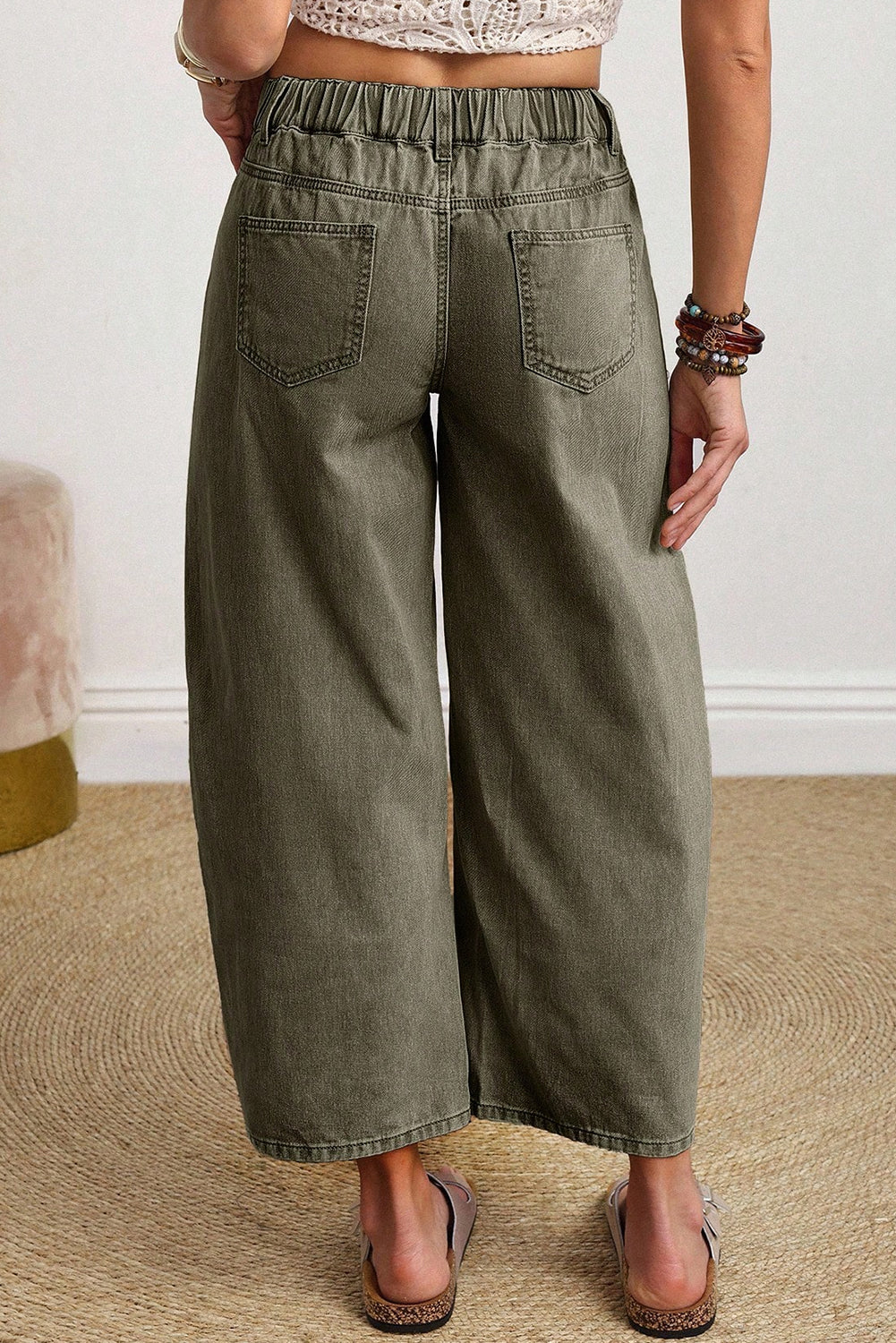 Beau Blue Solid Color Square Patch Pocket Ankle-length Barrel Jeans