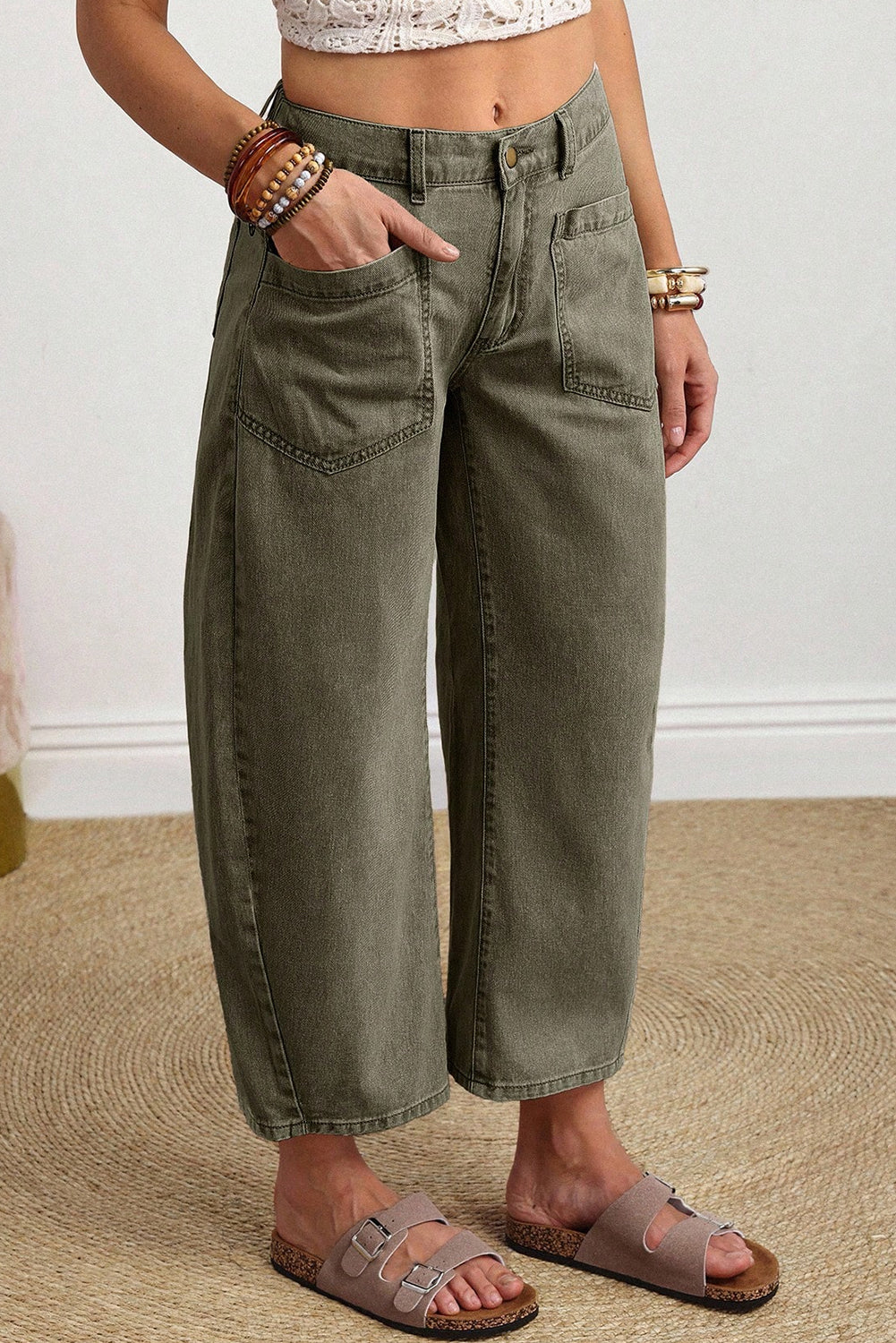 Beau Blue Solid Color Square Patch Pocket Ankle-length Barrel Jeans