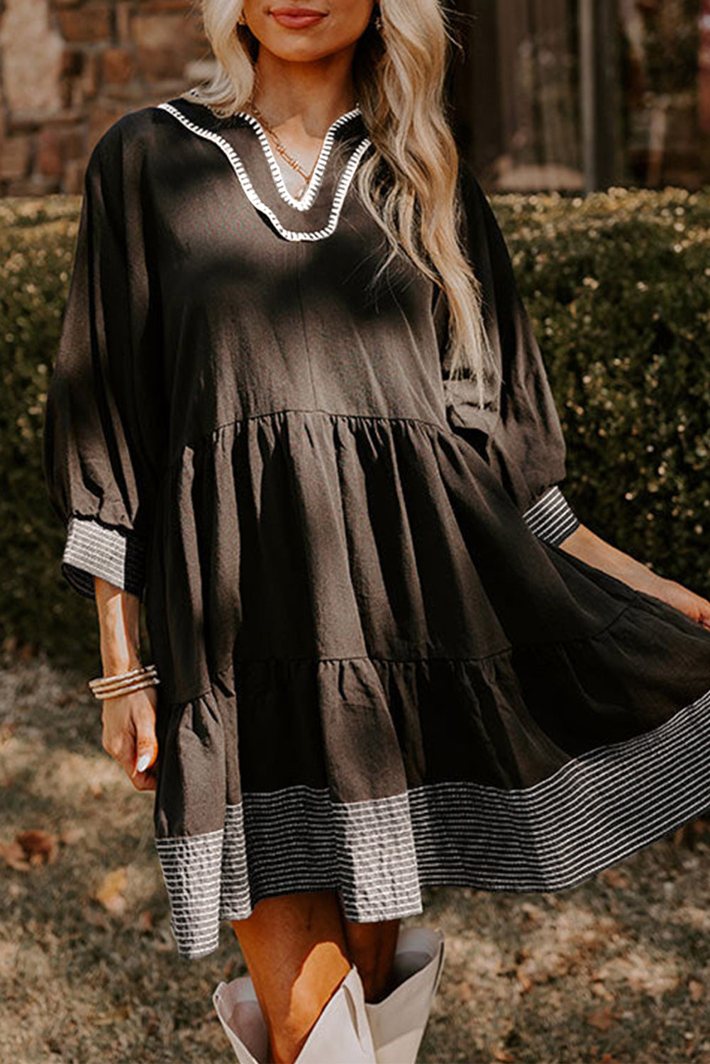 Black Contrast Stitched V Neck 3/4 Sleeve Swing Mini Dress