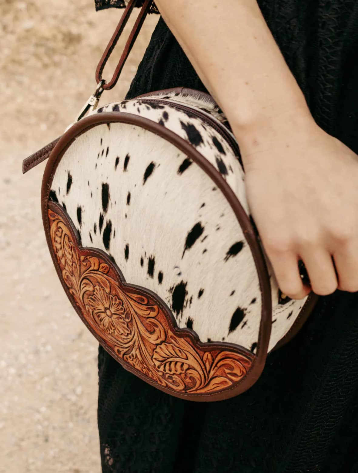 STOCKYARD COWHIDE CANTEEN BAG