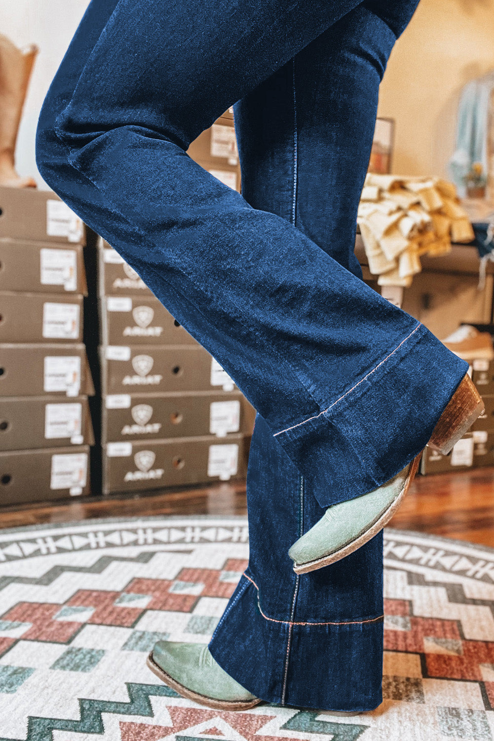 Sail Blue Center Seam Deep Washed Straight Jeans