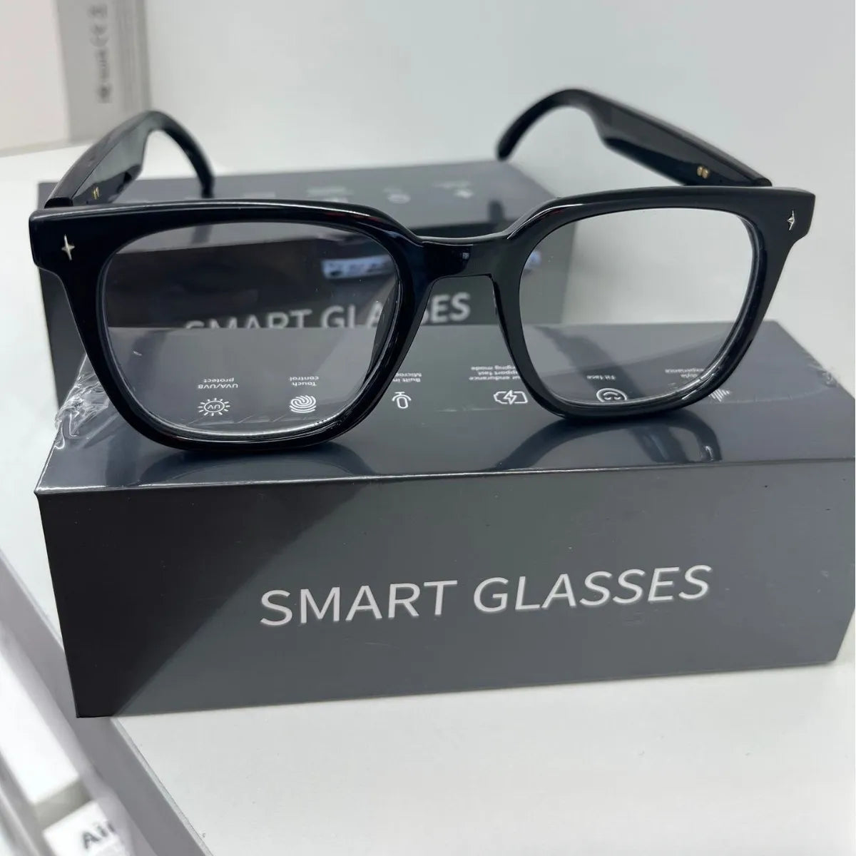 Bluetooth Sports Sunglasses with Music and Call Headphones, Smart Glasses for Men and Women