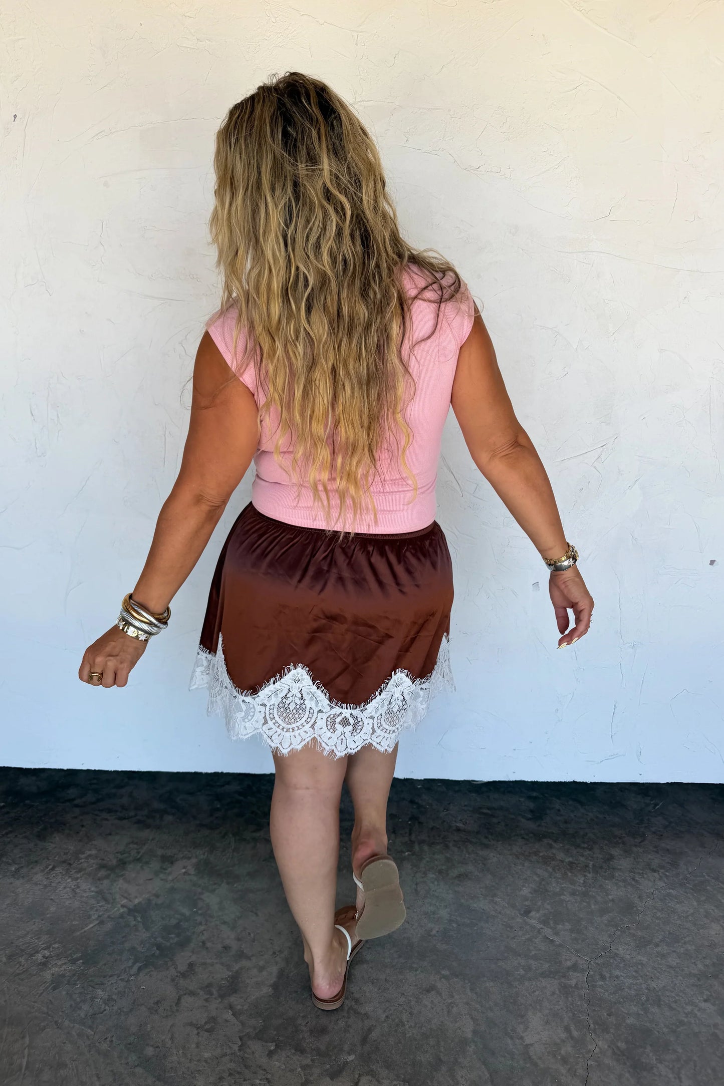 PRETTY LITTLE LACE SKIRT