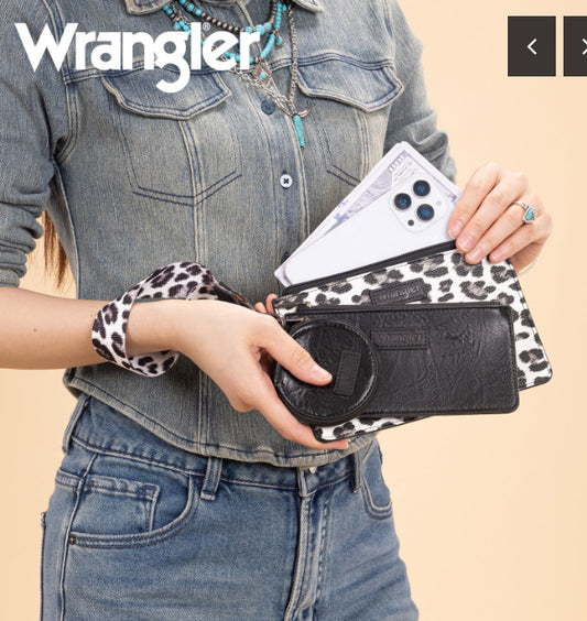 Wrangler Leopard Print Dual Pouch Wristlet with Zipper Round Case- Black