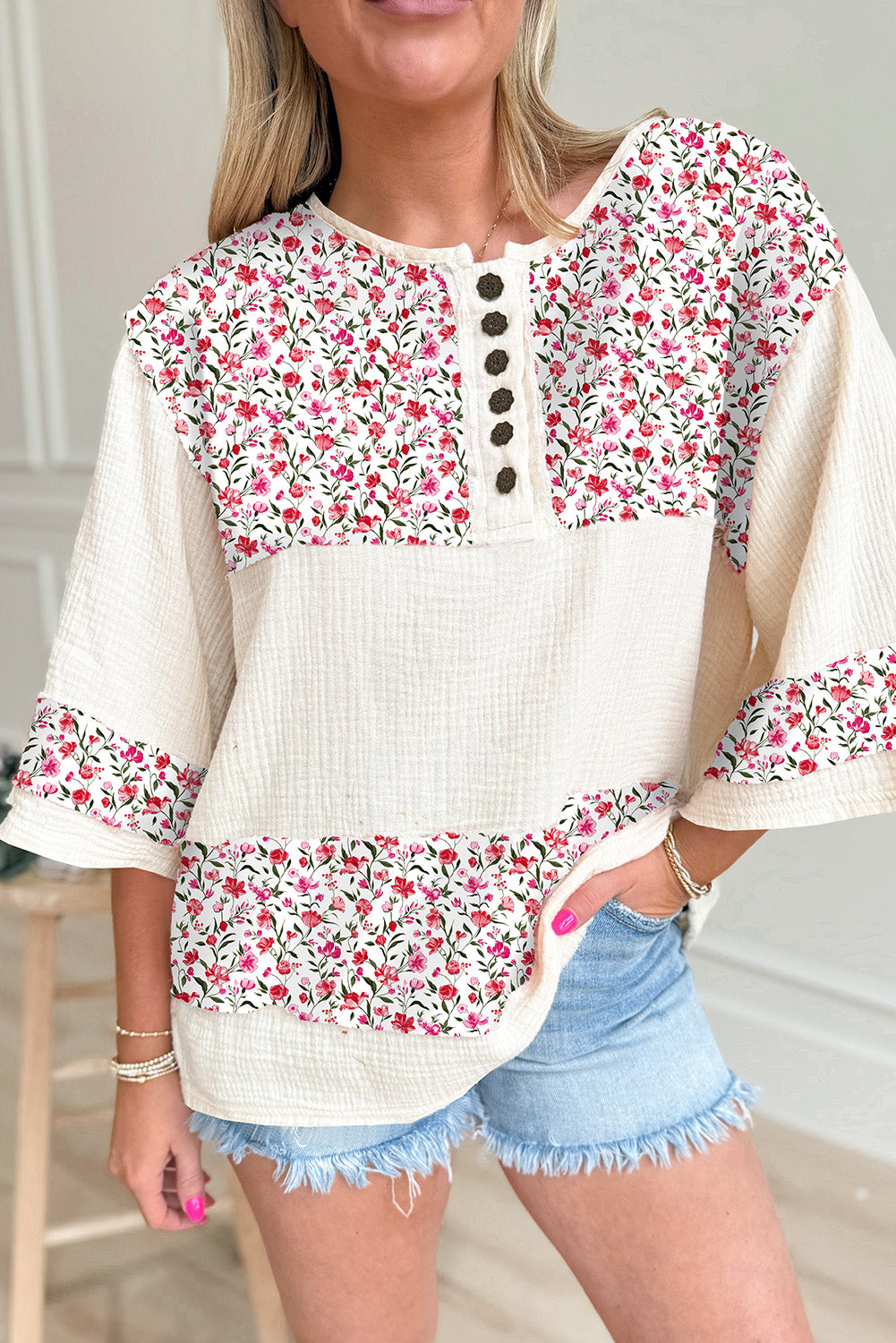 Red Floral Print Crinkle Patchwork Henley Blouse